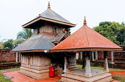 Roof Designs by Carpenter Suresh Babu, Malappuram | Kolo