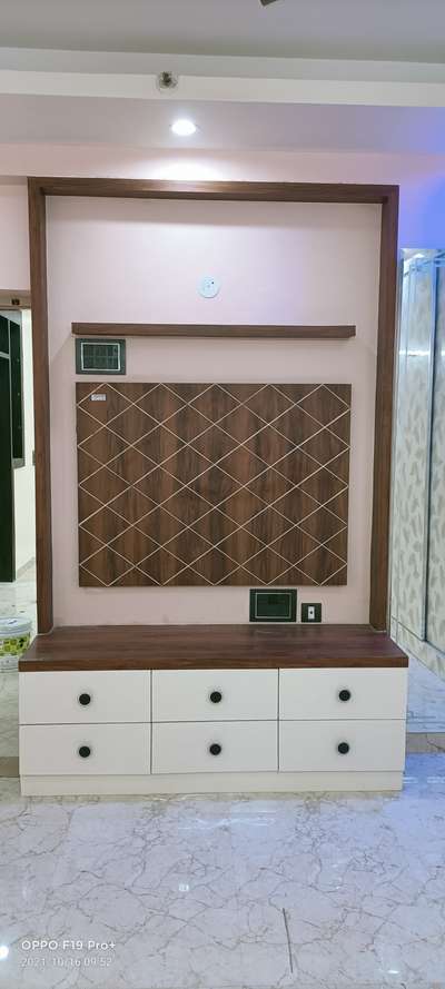 Living, Storage Designs by Carpenter fareed saifi, Ghaziabad | Kolo