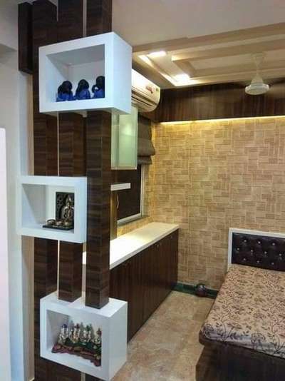 Bedroom, Furniture, Storage, Wall Designs by Carpenter Mohd Arif, Gurugram | Kolo
