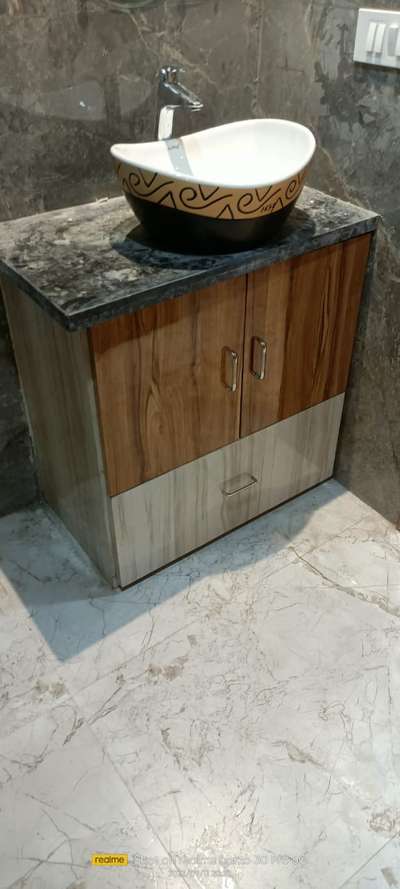 Bathroom Designs by Carpenter Interior Dream, Bhopal | Kolo