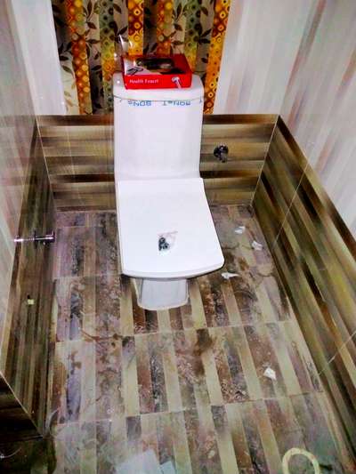 Bathroom Designs by Plumber Mahesh Kumar, Jaipur | Kolo