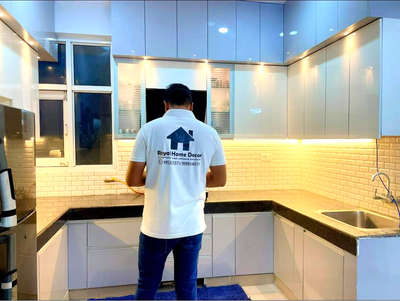 Kitchen, Lighting, Storage Designs by Interior Designer Royal Home Decor, Gautam Buddh Nagar | Kolo