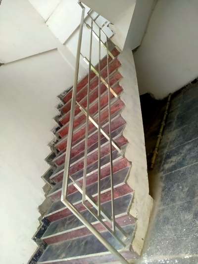 Staircase Designs by Fabrication & Welding mohd  Iqbal , Noida | Kolo