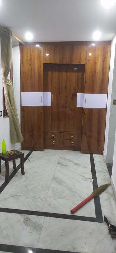 Storage Designs by Carpenter Safi interior Mahmud, Delhi | Kolo