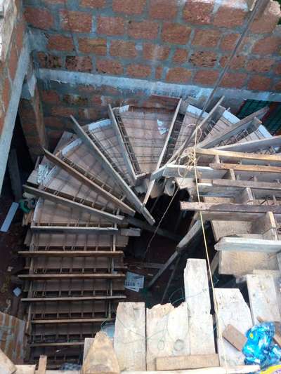 Staircase Designs by Contractor faisal faisal, Malappuram | Kolo