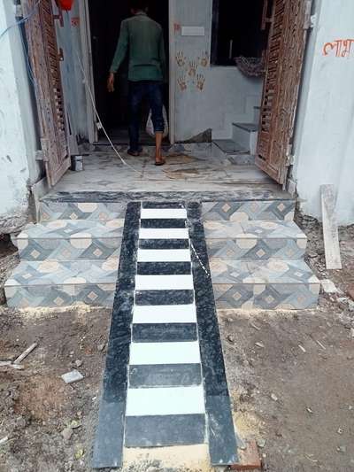 Outdoor Designs by Flooring Kapil cohanna tiles Levi Chauhan, Indore | Kolo