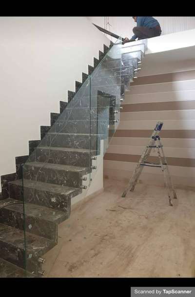 Staircase Designs by Building Supplies Gaurav Glass And  Aluminium works, Delhi | Kolo