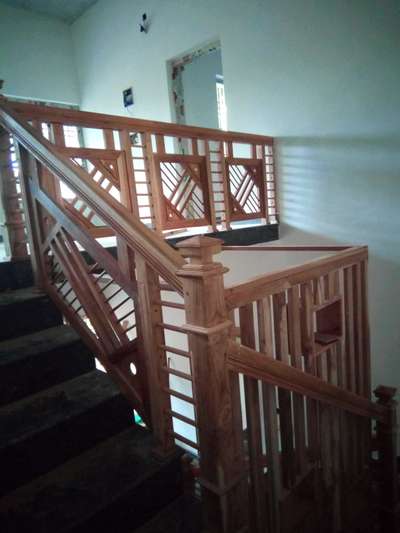 Staircase Designs by Carpenter പവൻ decor രാജൻ, Kannur | Kolo