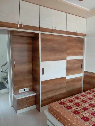 Furniture, Storage, Bedroom Designs by Carpenter Mohd Maroof, Thane | Kolo