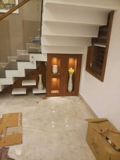 Flooring, Lighting, Storage, Staircase, Window Designs by Carpenter 🙏 फॉलो करो दिल्ली कारपेंटर को , Delhi | Kolo