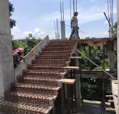 Staircase Designs by Civil Engineer Mohammed Nasik Kurikkal, Malappuram | Kolo