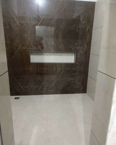 Bathroom Designs by Flooring Asif raza, Indore | Kolo