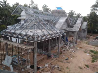Roof Designs by Contractor സി എ ‌  പ്രദീപ്‌ , Alappuzha | Kolo