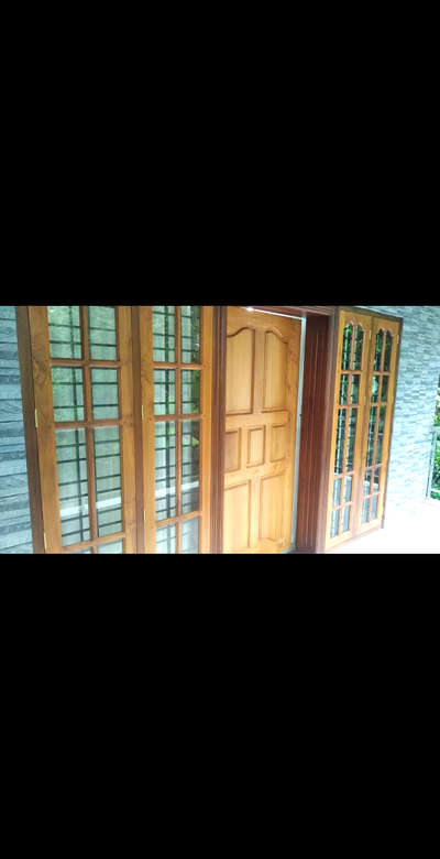 Door Designs by Contractor Vineeth S P Vineeth S P, Idukki | Kolo