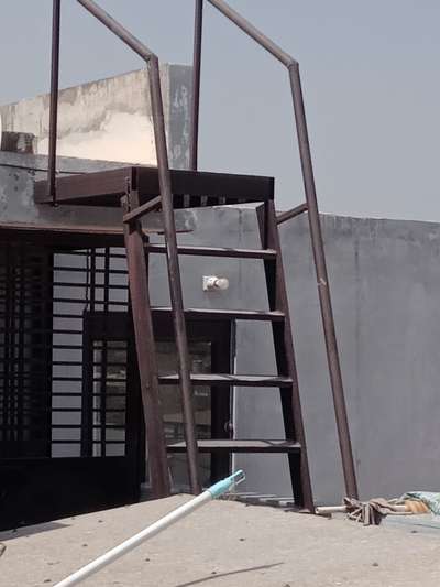 Staircase Designs by Contractor Sulemaan Saifi, Gurugram | Kolo