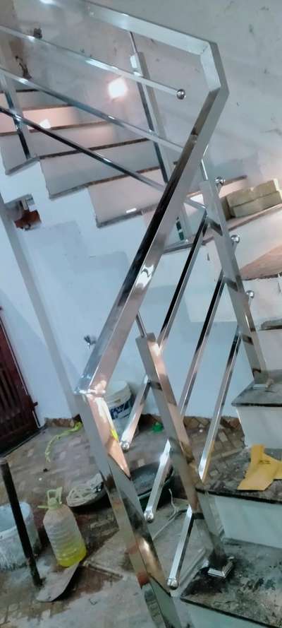 Staircase Designs by Fabrication & Welding Ashok Singh chauhan, Indore | Kolo