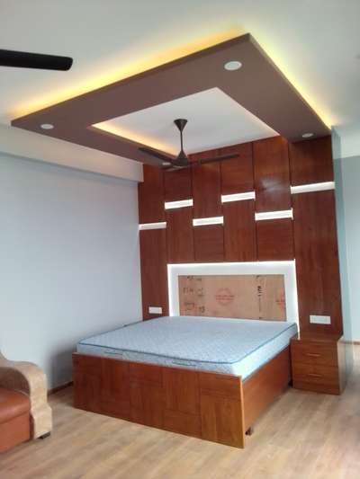 Ceiling, Storage, Bedroom, Wall, Furniture Designs by Building Supplies Satish kumar Sharma, Gurugram | Kolo