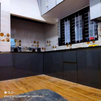 Kitchen, Storage Designs by Interior Designer NavasA Nabeel, Kollam | Kolo