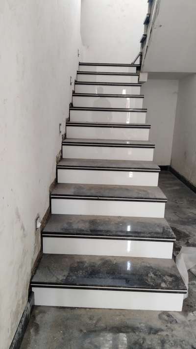Staircase Designs by Flooring Sajad  Sulaiman, Palakkad | Kolo