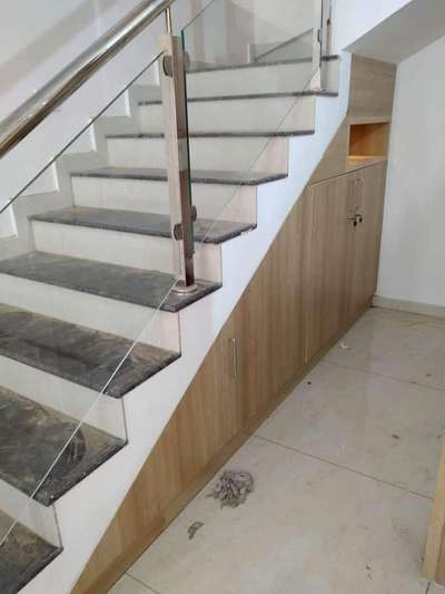 Staircase Designs by Carpenter 🙏 फॉलो करो दिल्ली कारपेंटर को , Delhi | Kolo