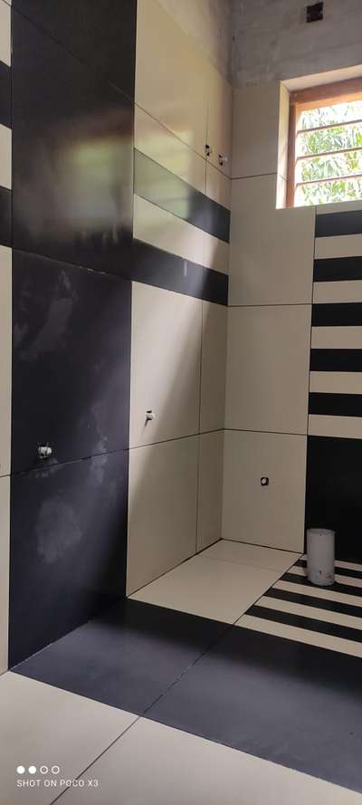 Bathroom Designs by Flooring Visakh Kzr, Kannur | Kolo