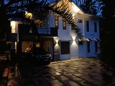 Exterior, Outdoor, Lighting Designs by Home Owner satharmaliyekkal Satharmaliyekkal, Malappuram | Kolo