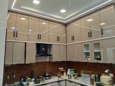 Kitchen, Lighting, Storage Designs by Carpenter kamal  harwal, Indore | Kolo