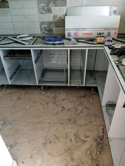 Storage Designs by Contractor Faruk Khan, Faridabad | Kolo