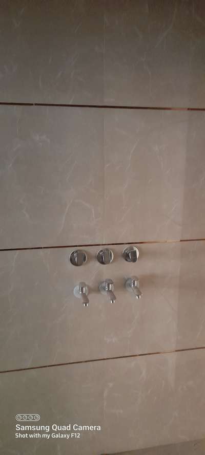 Bathroom Designs by Flooring mohit kumar  mohit kumar, Ghaziabad | Kolo