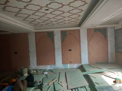 Ceiling, Wall Designs by Contractor Alpha  Home  glory , Delhi | Kolo