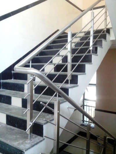 Staircase Designs by Fabrication & Welding abdul  rakib, Jaipur | Kolo