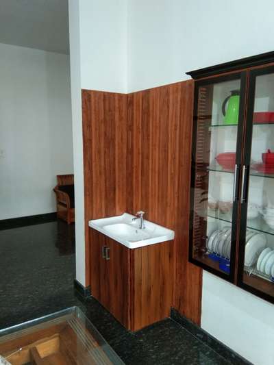 Bathroom, Storage Designs by Painting Works Ranjeesh Kumar -നിശാഗന്ധി-, Malappuram | Kolo