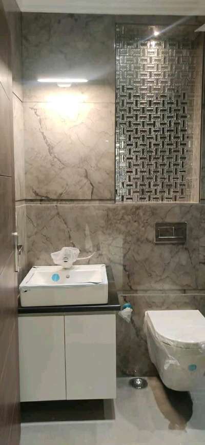 Bathroom Designs by Contractor rishabh  anand, Delhi | Kolo