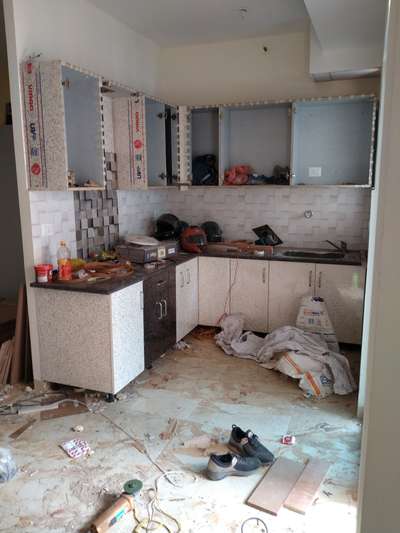 Kitchen, Storage Designs by Building Supplies Ikrar interior and designer, Ghaziabad | Kolo