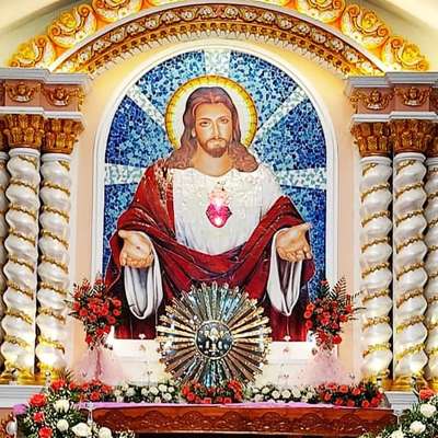 Prayer Room Designs by Building Supplies Crizzle glass art, Thrissur | Kolo
