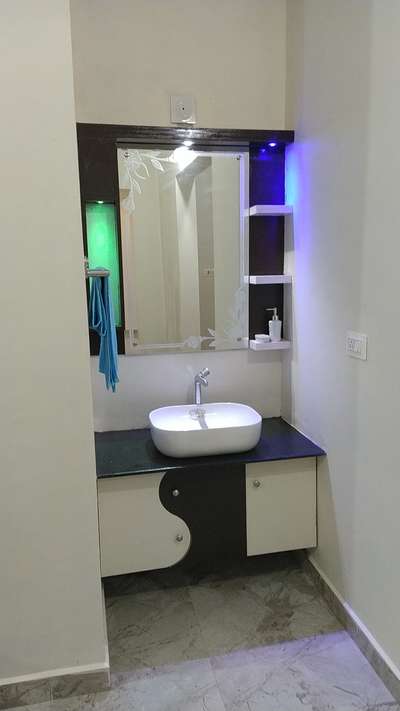 Storage, Bathroom Designs by Carpenter navas ca, Kannur | Kolo