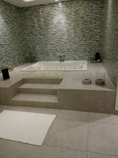 Bathroom, Wall Designs by Contractor Iqbal Fasila, Kannur | Kolo