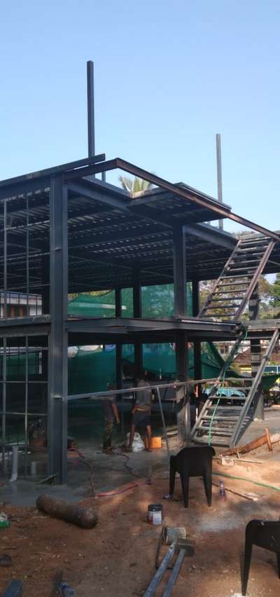 Staircase Designs by Fabrication & Welding vishnu vijayan, Kollam | Kolo