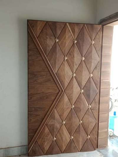 Door Designs by Carpenter Satish Dhiman, Panipat | Kolo