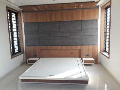Bedroom, Furniture, Wall Designs by Carpenter Nidhi Interior decorator, Delhi | Kolo