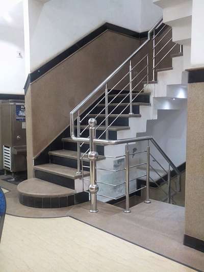 Staircase Designs by Fabrication & Welding Mohd Hasan, Delhi | Kolo