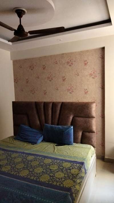 Furniture, Bedroom, Wall Designs by Flooring Gaddafi Malik, Ghaziabad | Kolo