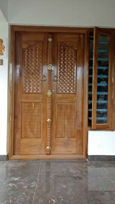 Door Designs by Contractor mariaarputham  pannier Selvam , Palakkad | Kolo