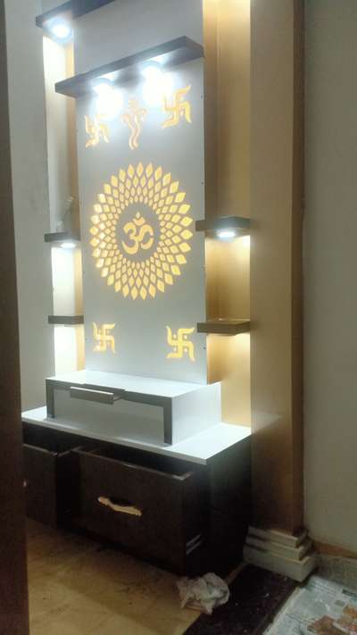 Storage, Prayer Room Designs by Contractor laxman das, Delhi | Kolo