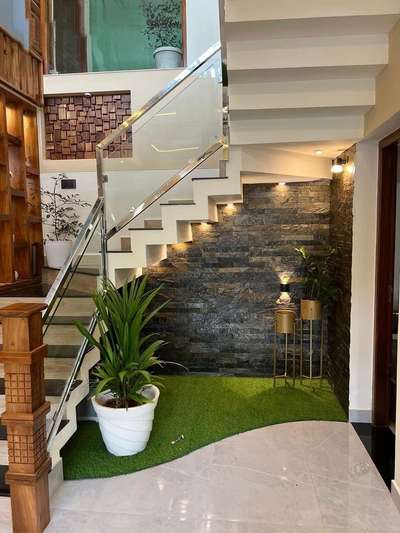 Lighting, Staircase Designs by Contractor Vs  VS building group, Thiruvananthapuram | Kolo