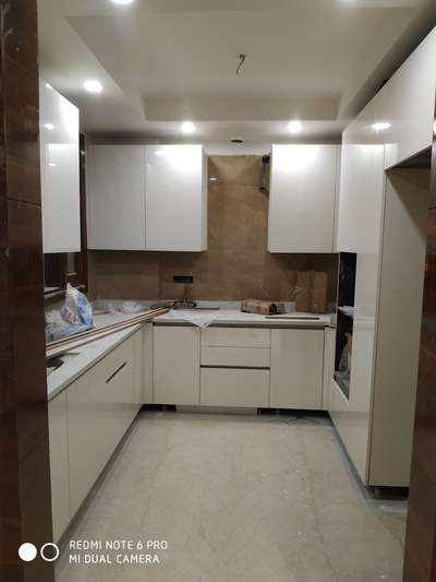 Kitchen, Lighting, Storage Designs by Carpenter Rajneesh  Kumar, Delhi | Kolo