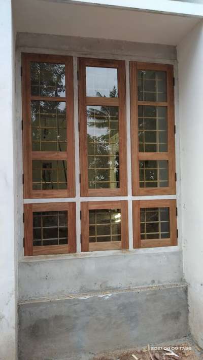 Window Designs by Carpenter Sijumon Vadakkedathu, Idukki | Kolo