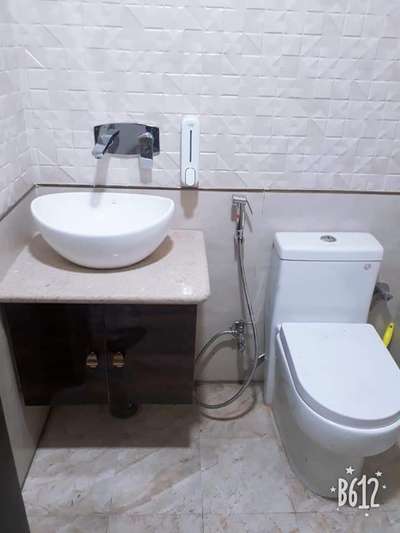 Bathroom Designs by Plumber Rk Khan Rk Khan, Gautam Buddh Nagar | Kolo