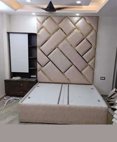 Bedroom, Furniture, Storage Designs by Carpenter Gulfam chodry chodry, Gurugram | Kolo