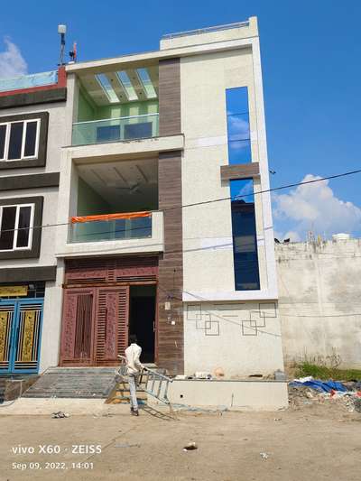 Exterior Designs by Glazier Mukesh Saroj, Bhopal | Kolo
